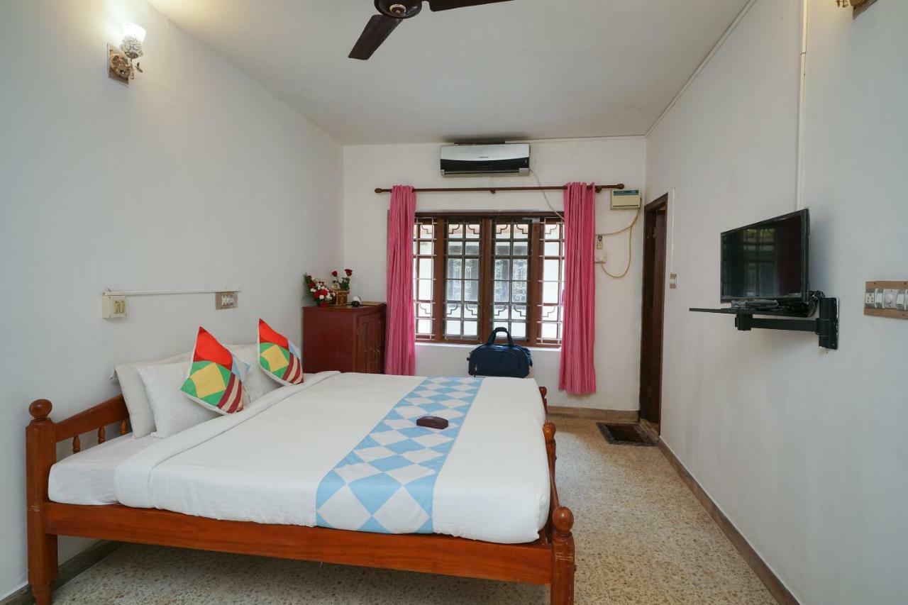 Splendid 1Br Stay Near Kochi Fort Esterno foto